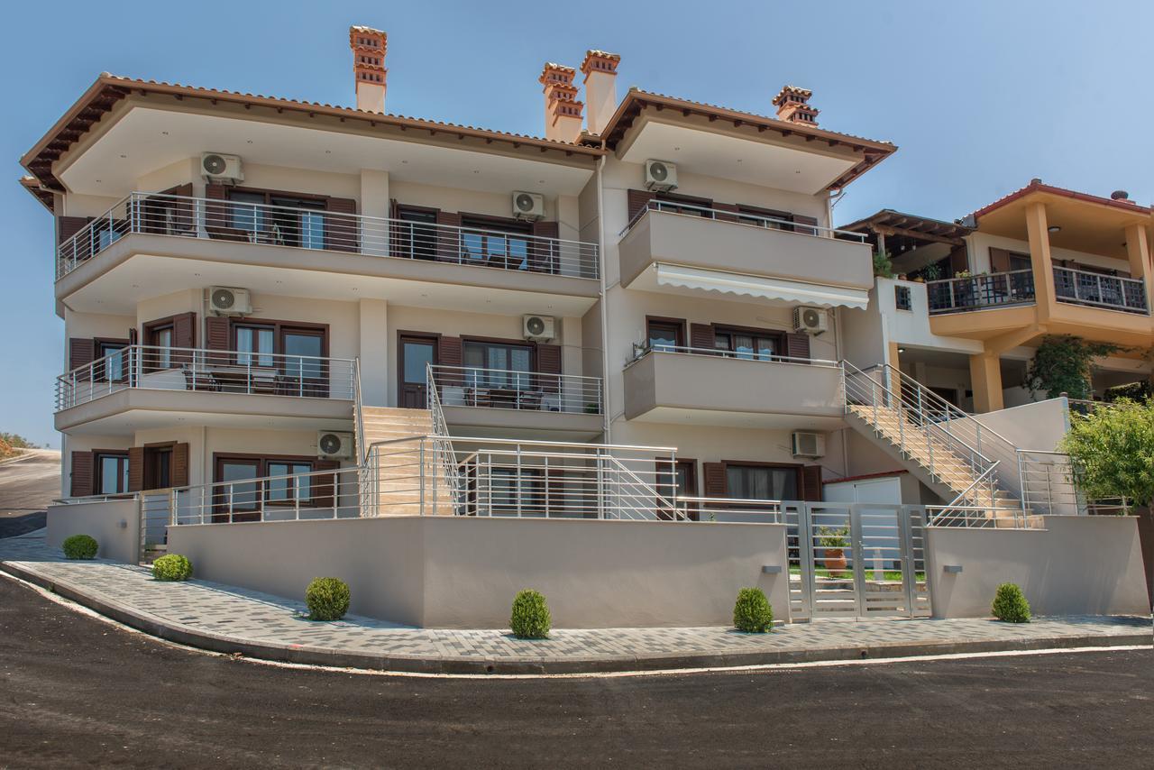 Pleiades Casual Living Apartment Nea Roda Bagian luar foto