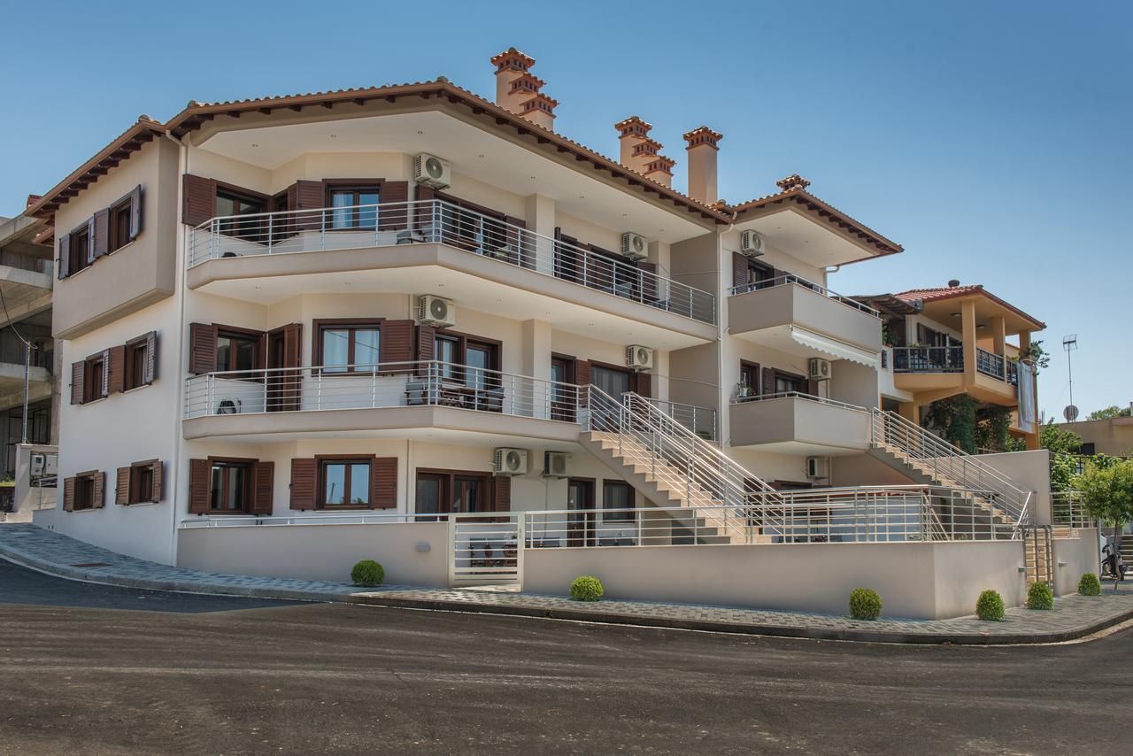 Pleiades Casual Living Apartment Nea Roda Bagian luar foto