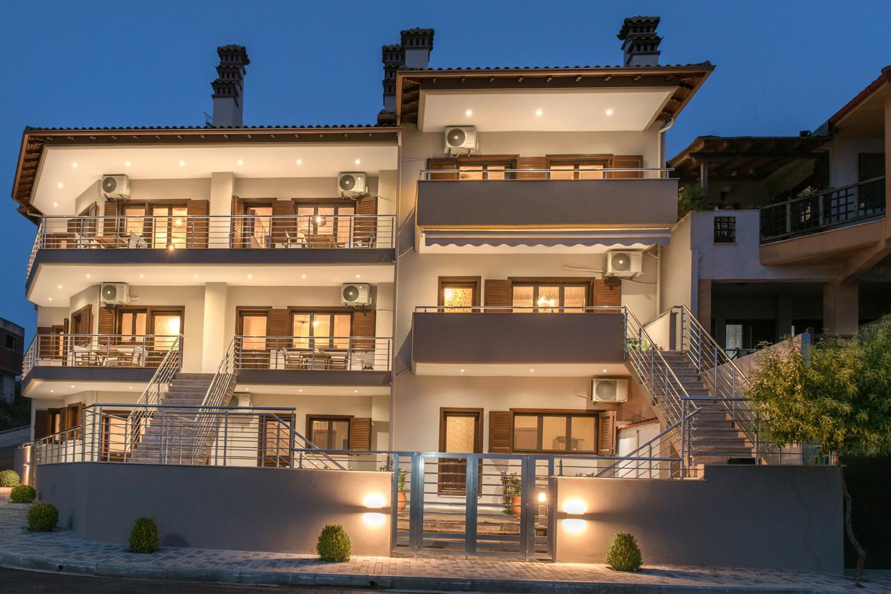Pleiades Casual Living Apartment Nea Roda Bagian luar foto