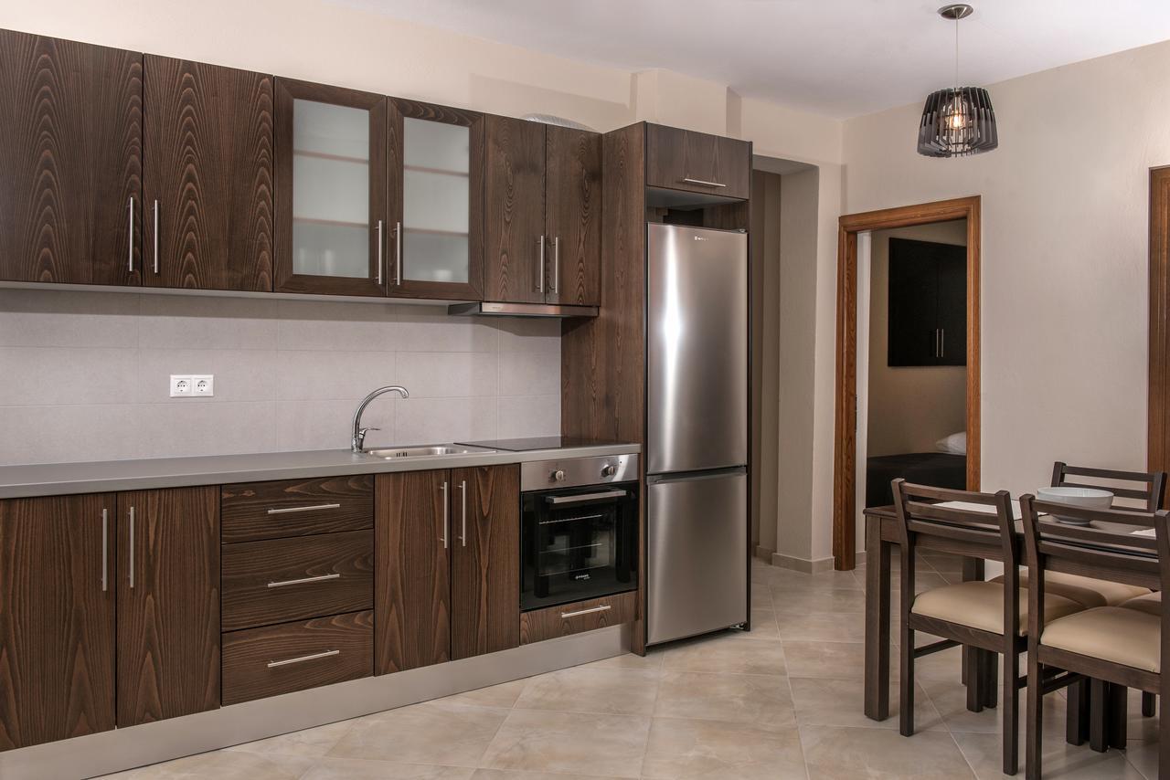 Pleiades Casual Living Apartment Nea Roda Bagian luar foto