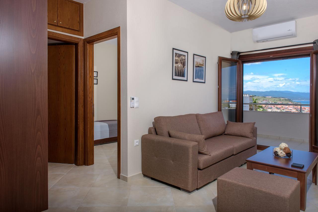 Pleiades Casual Living Apartment Nea Roda Bagian luar foto